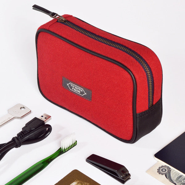 Cadet Travel Case (Red)