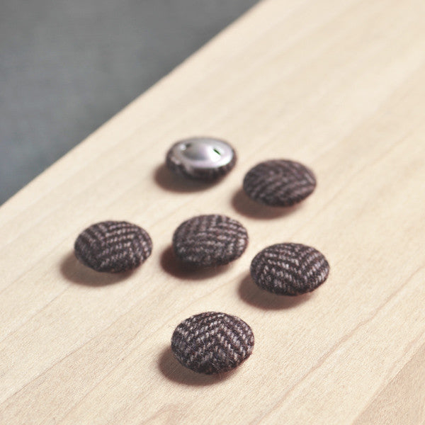 Herringbone Button Set (6 Brown)