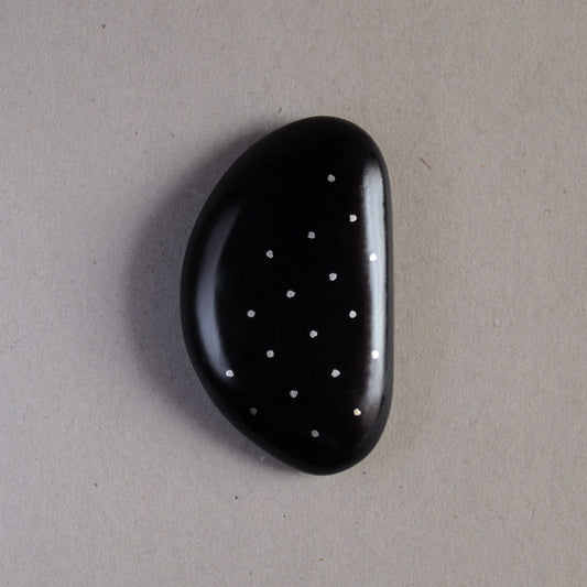 Pebble Paperweight (Dots)